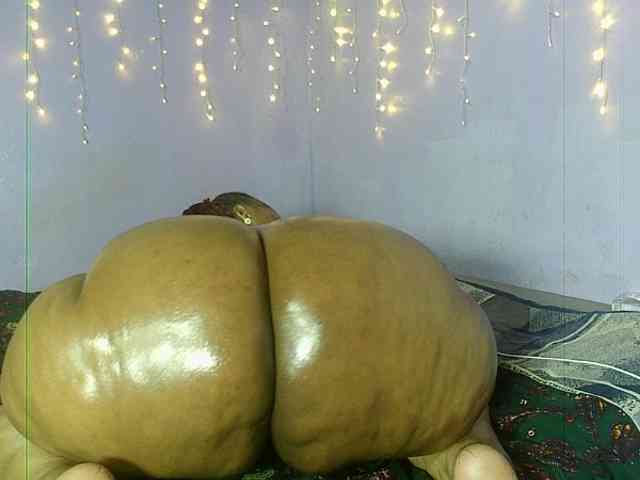 Big-Ass-Wilma webcam