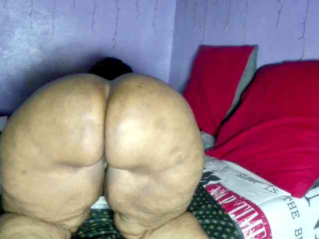 Big-Ass-Wilma webcam