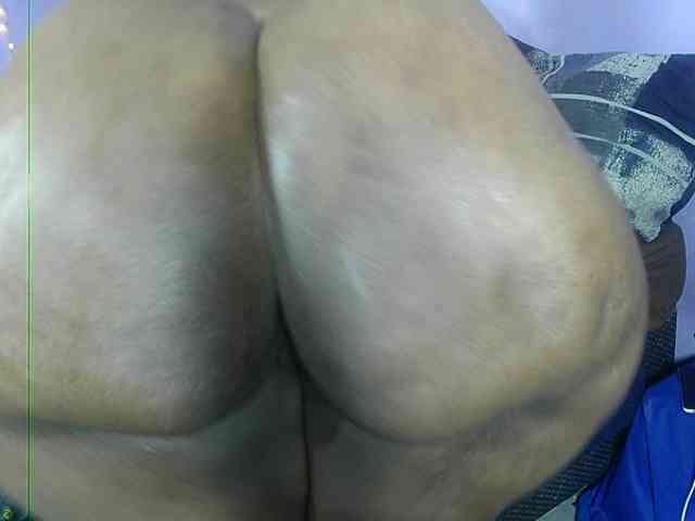Big-Ass-Wilma webcam
