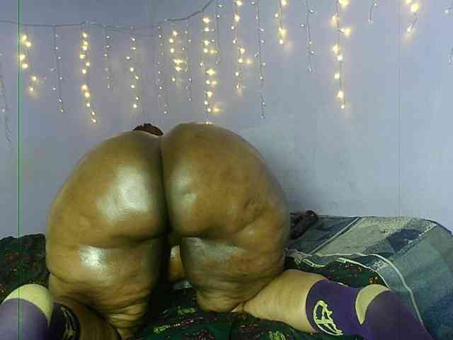 Big-Ass-Wilma webcam