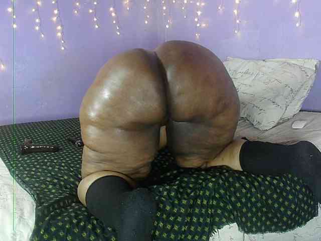 Big-Ass-Wilma webcam