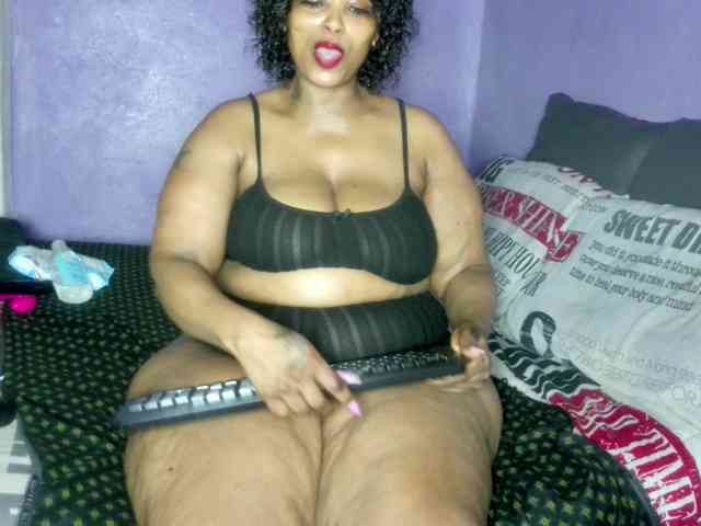 Big-Ass-Wilma webcam