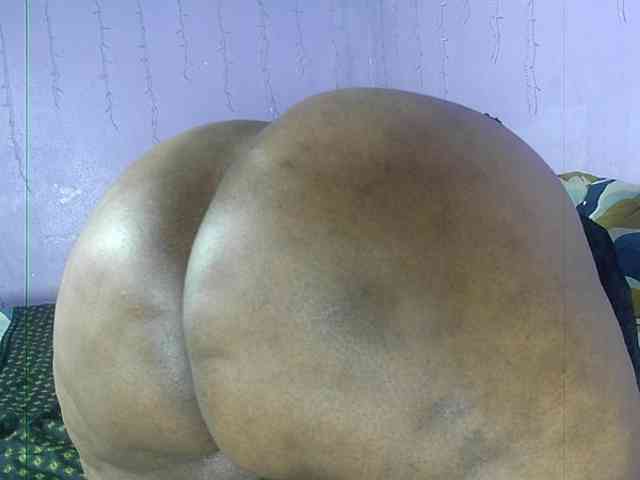 Big-Ass-Wilma webcam