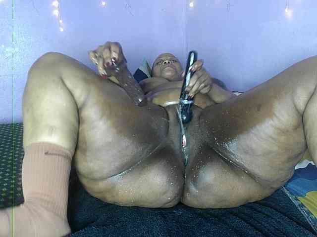 Big-Ass-Wilma webcam