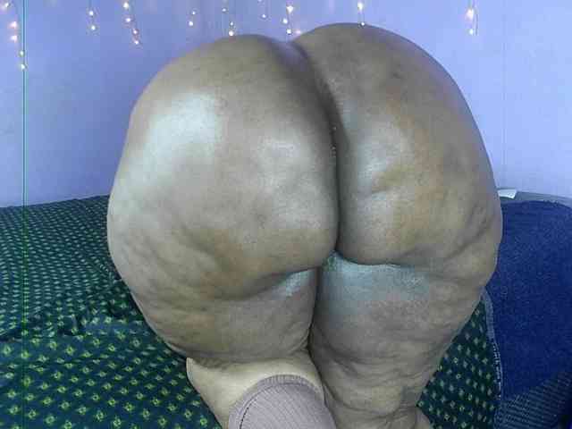 Big-Ass-Wilma webcam