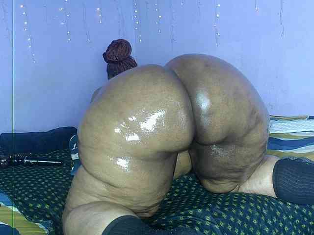 Big-Ass-Wilma webcam