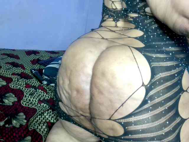 Big-Ass-Wilma webcam