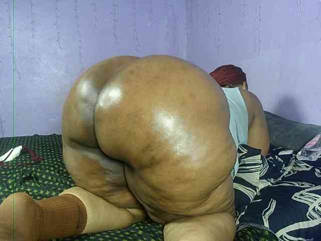 Big-Ass-Wilma webcam