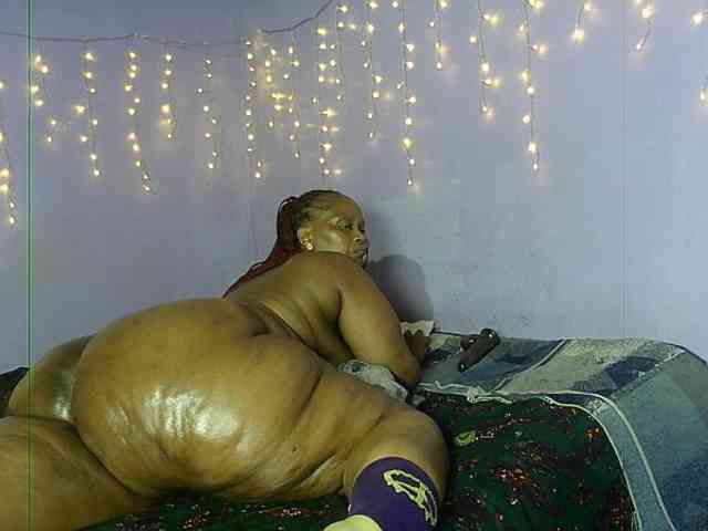 Big-Ass-Wilma webcam