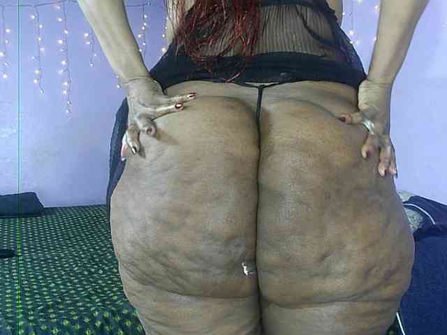 Big-Ass-Wilma webcam