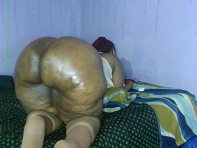Big-Ass-Wilma webcam