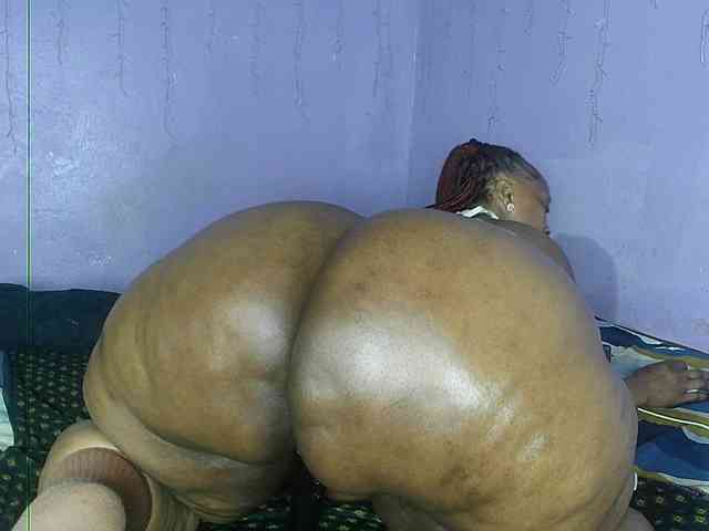 Big-Ass-Wilma webcam