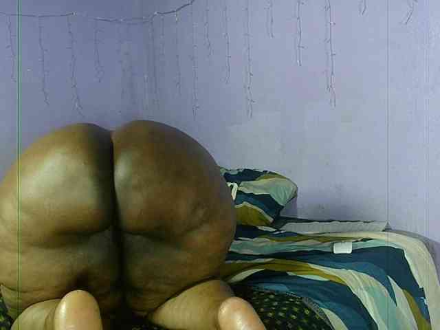 Big-Ass-Wilma webcam