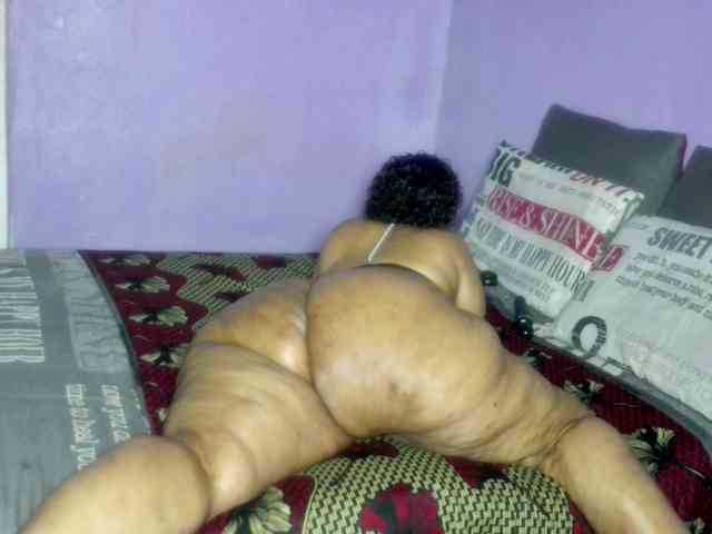 Big-Ass-Wilma webcam