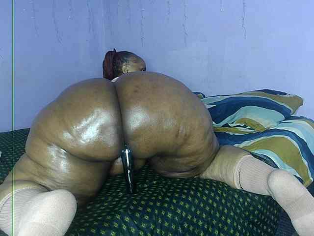 Big-Ass-Wilma webcam