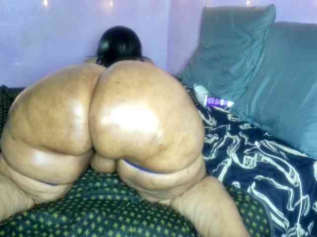 Big-Ass-Wilma webcam