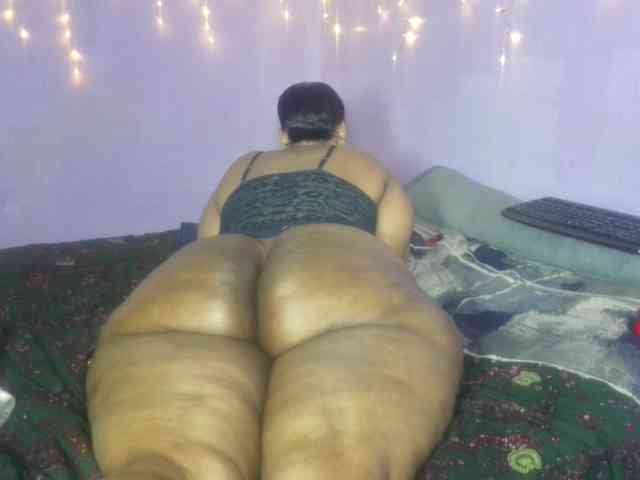 Big-Ass-Wilma webcam