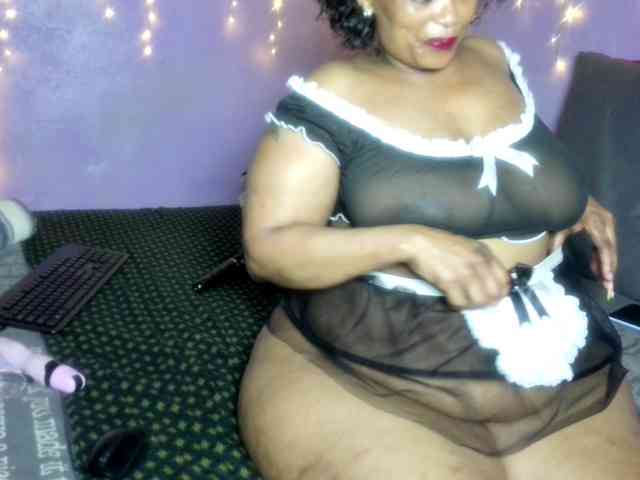 Big-Ass-Wilma webcam