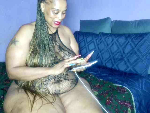 Big-Ass-Wilma webcam