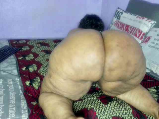 Big-Ass-Wilma webcam