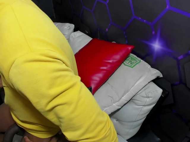 crazyfor-sex's BongaCams show and profile