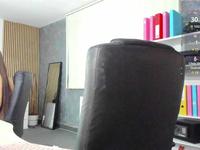 go to chat with DaryaStars