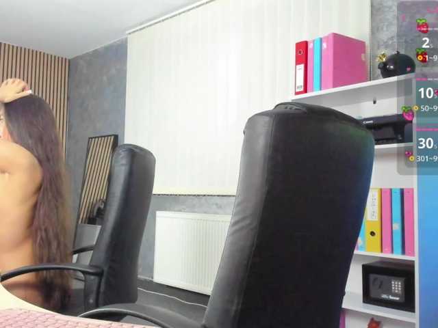 DaryaStars's BongaCams show and profile