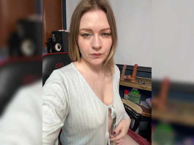 MrsAnna's BongaCams show and profile