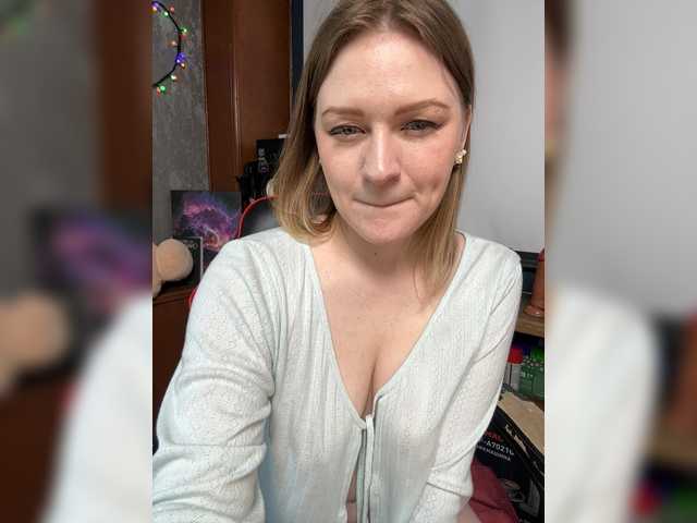 MrsAnna's BongaCams show and profile