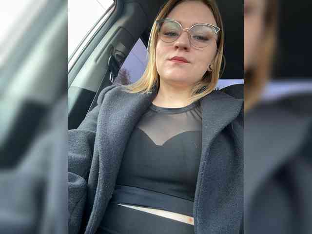 MrsAnna webcam