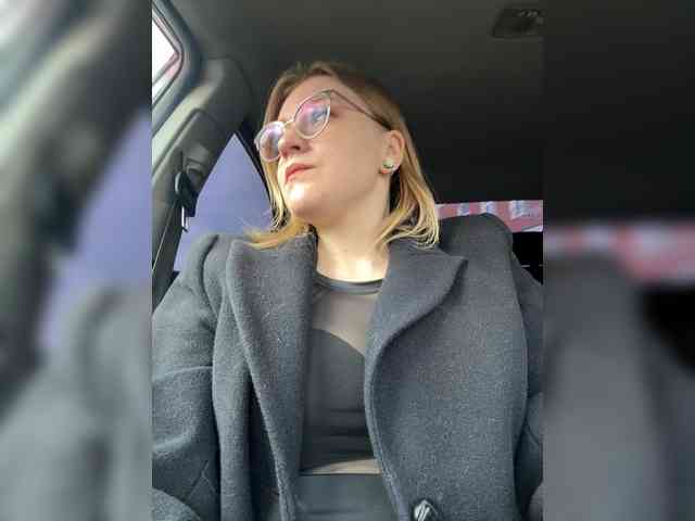 MrsAnna webcam