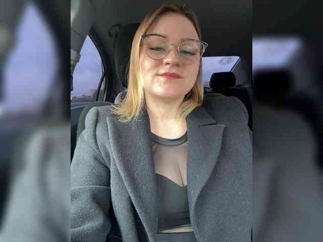 MrsAnna webcam