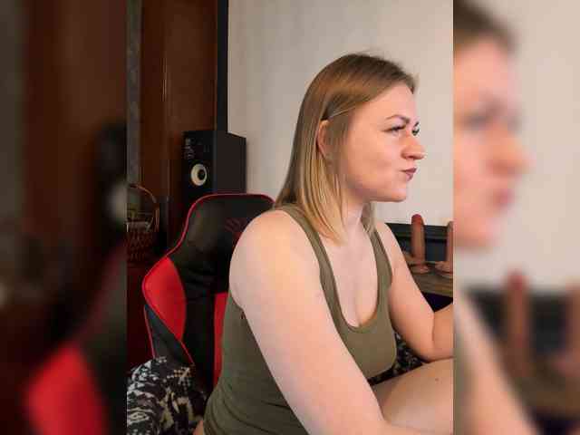 MrsAnna webcam