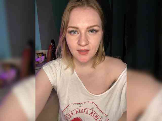 MrsAnna webcam