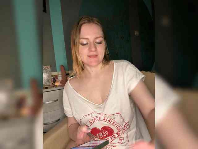 MrsAnna webcam