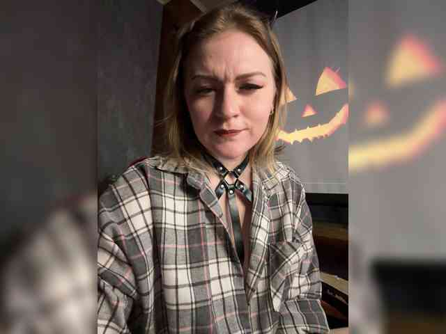 MrsAnna webcam