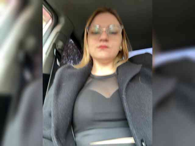 MrsAnna webcam