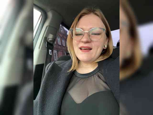 MrsAnna webcam