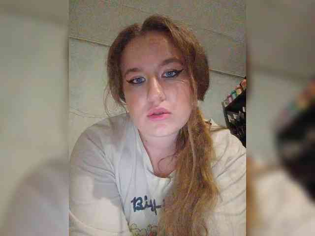 Solnyshko3331 webcam