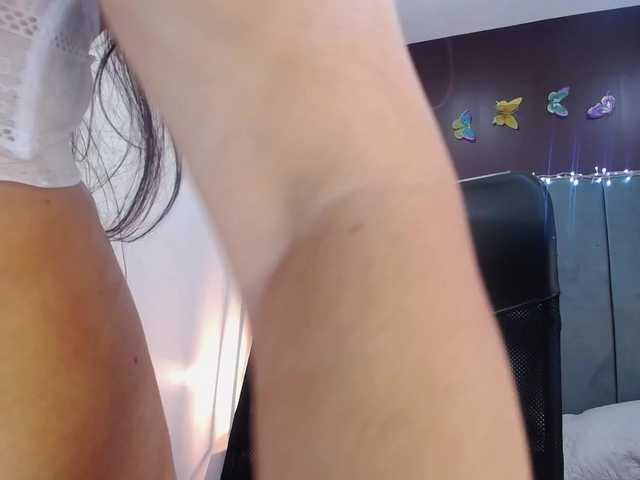 moxa-hot's BongaCams show and profile