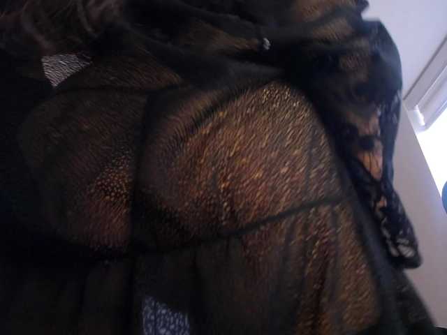 moxa-hot's BongaCams show and profile