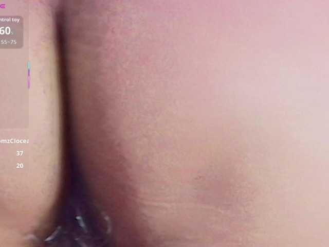 moxa-hot's BongaCams show and profile