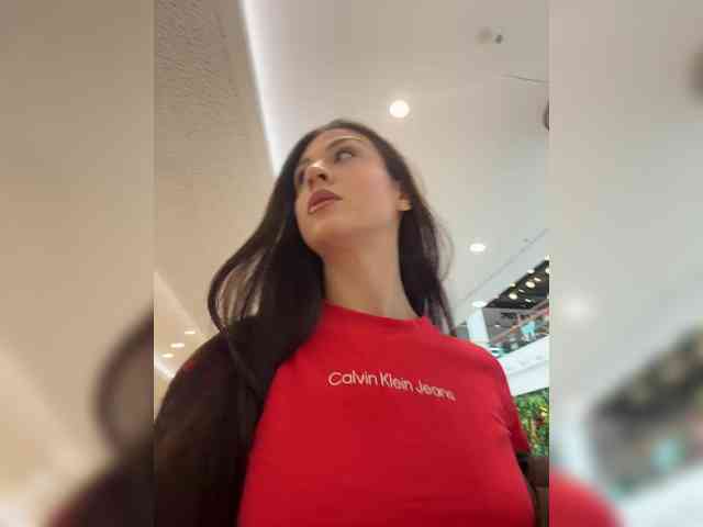 _Meggi_ webcam