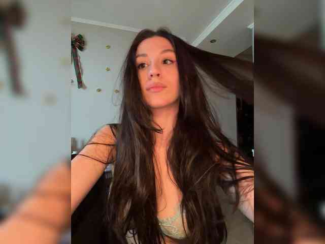 _Meggi_ webcam