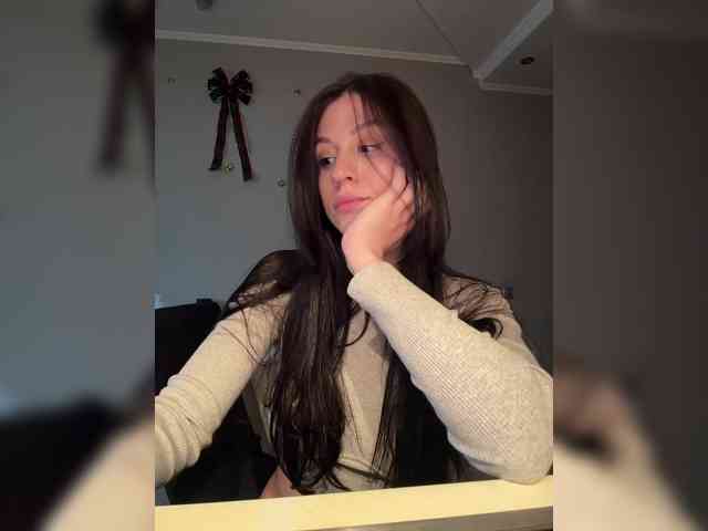 _Meggi_ webcam