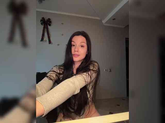 _Meggi_ webcam