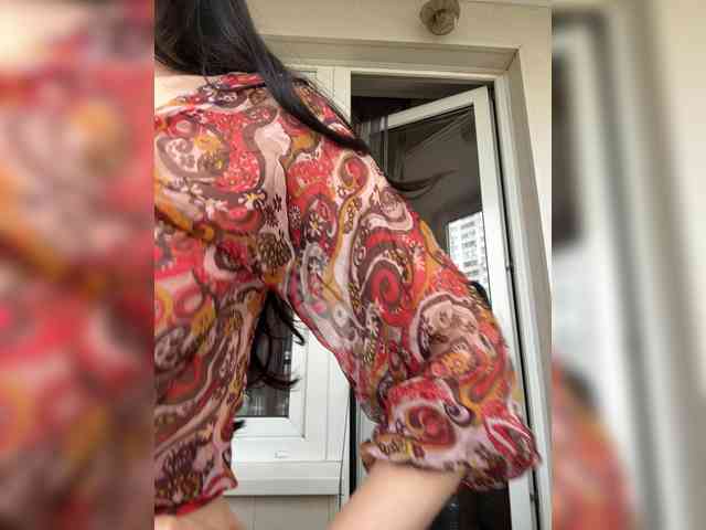 _Meggi_ webcam
