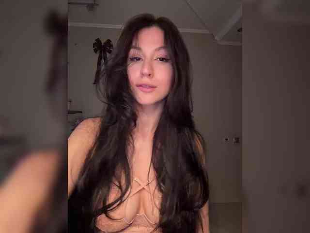 _Meggi_ webcam