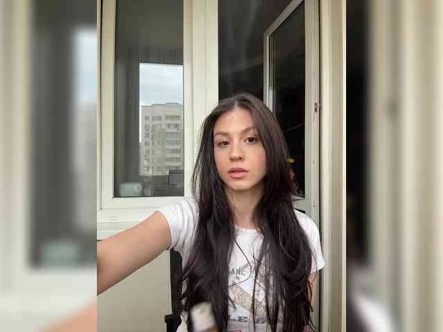 _Meggi_ webcam