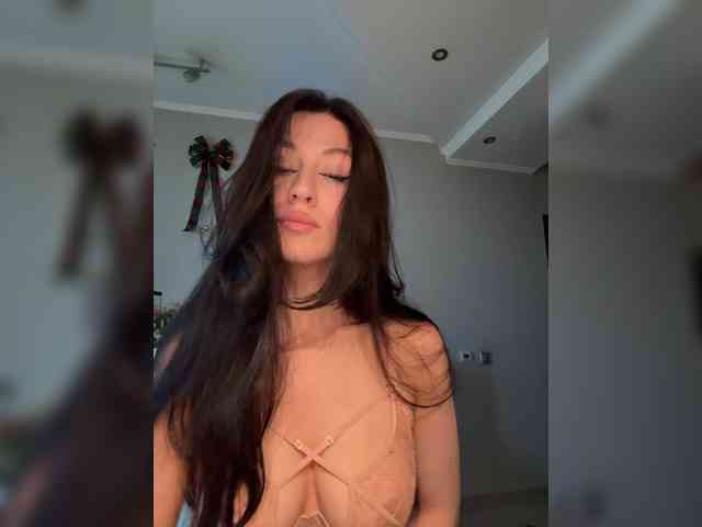 _Meggi_ webcam